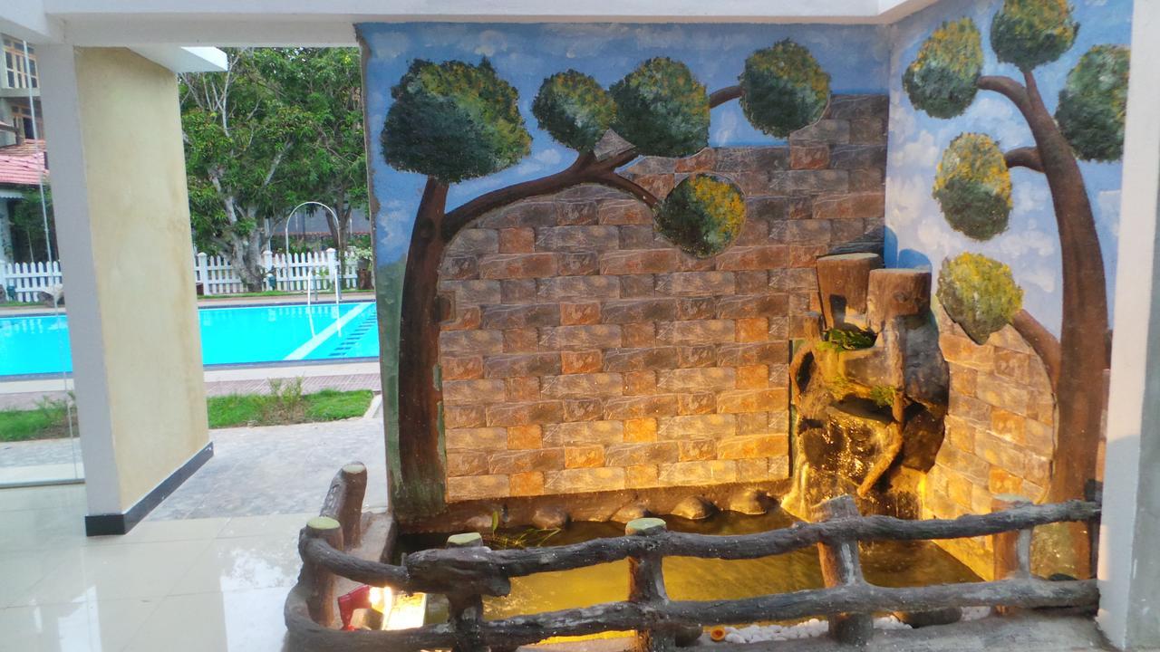 Woodnest Windmill Hotel 2*