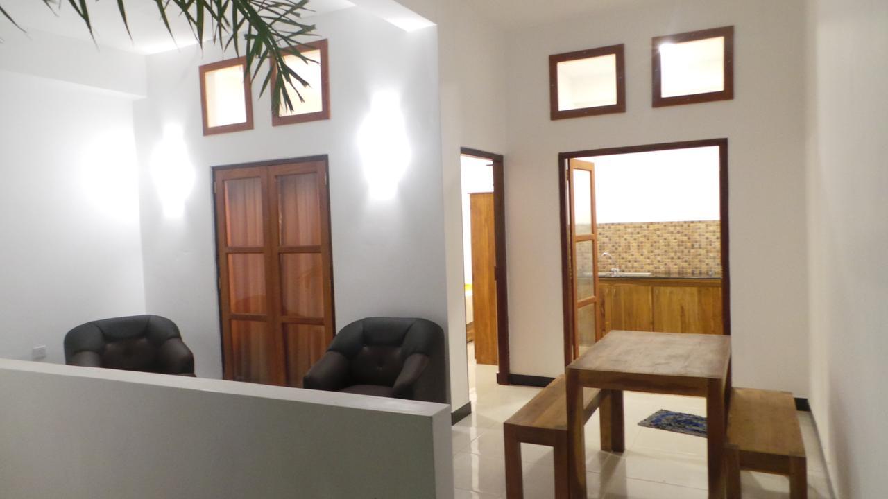 Woodnest Windmill Hotel Negombo