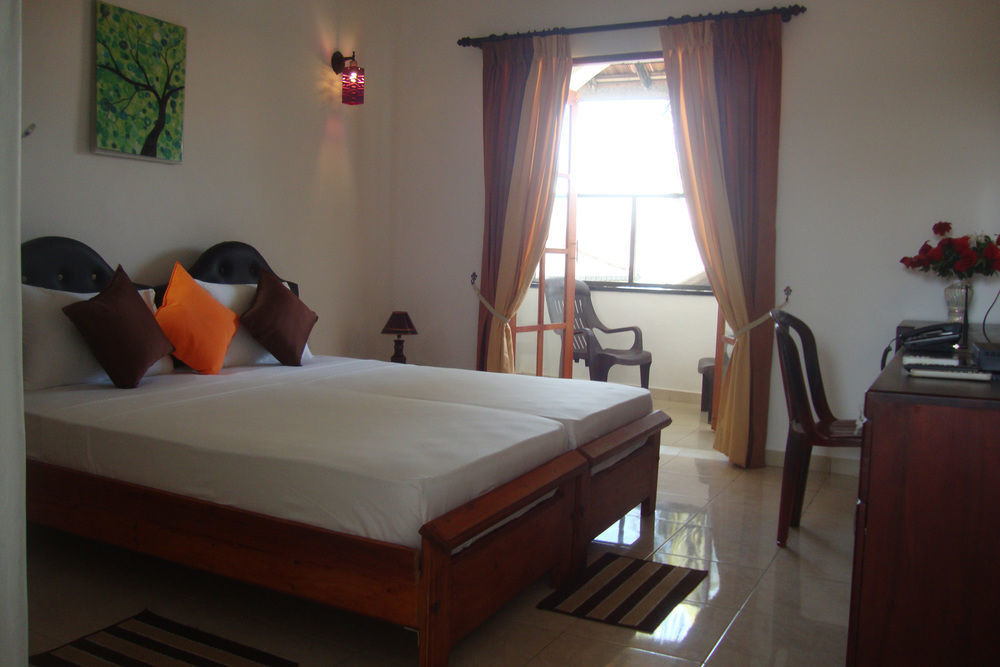 Woodnest Windmill 2* Negombo