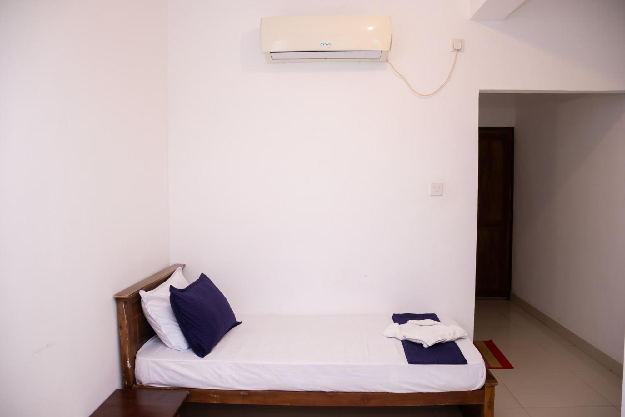 Woodnest Windmill Hotel 2*