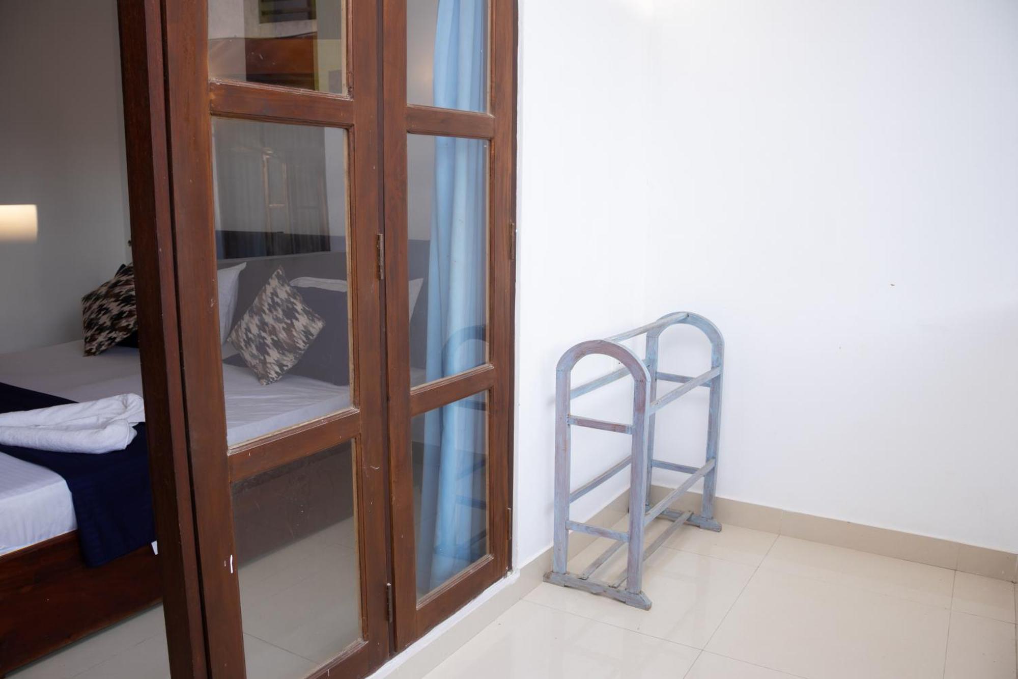 Woodnest Windmill 2* Negombo