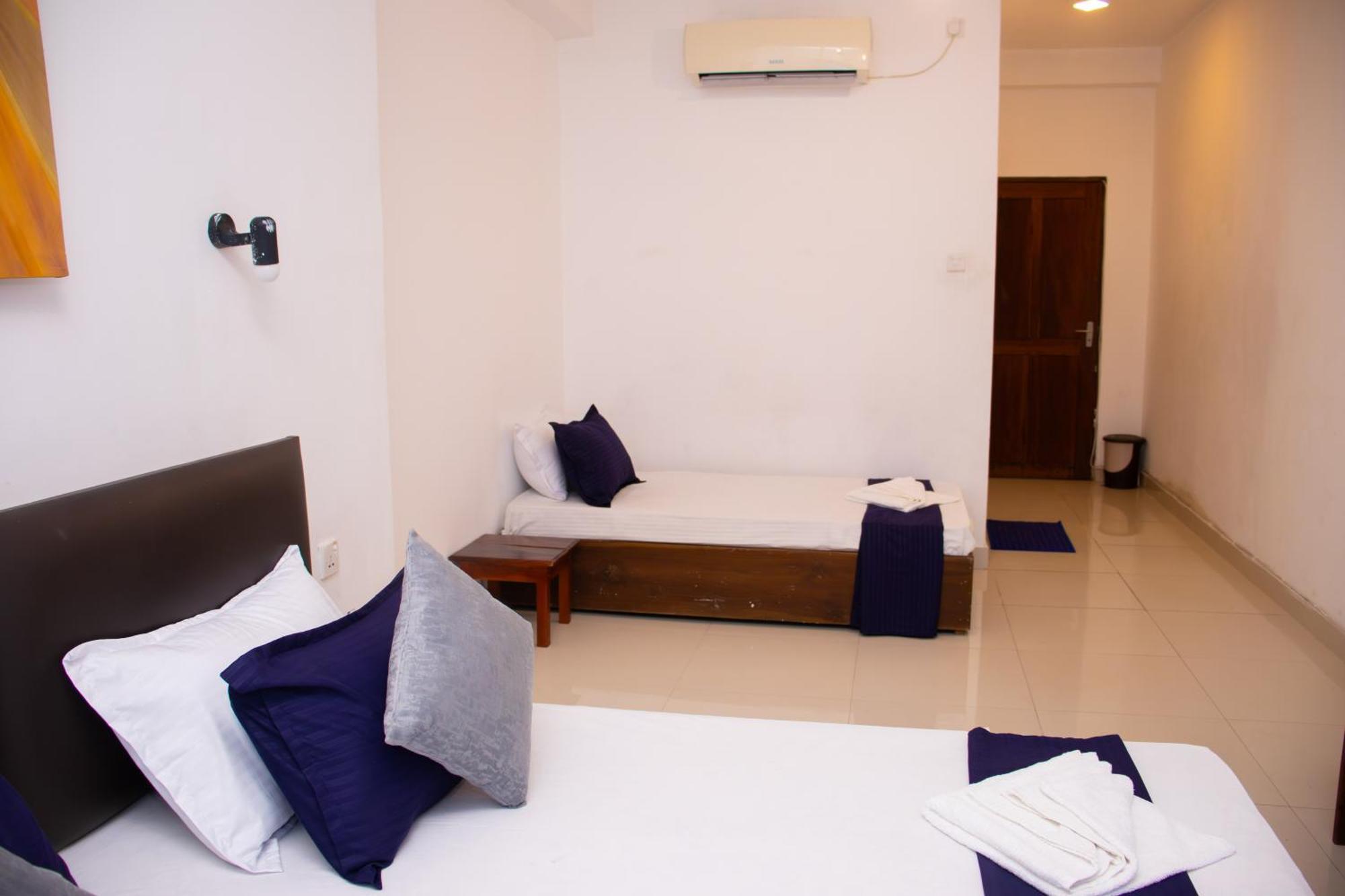 Woodnest Windmill Hotel
