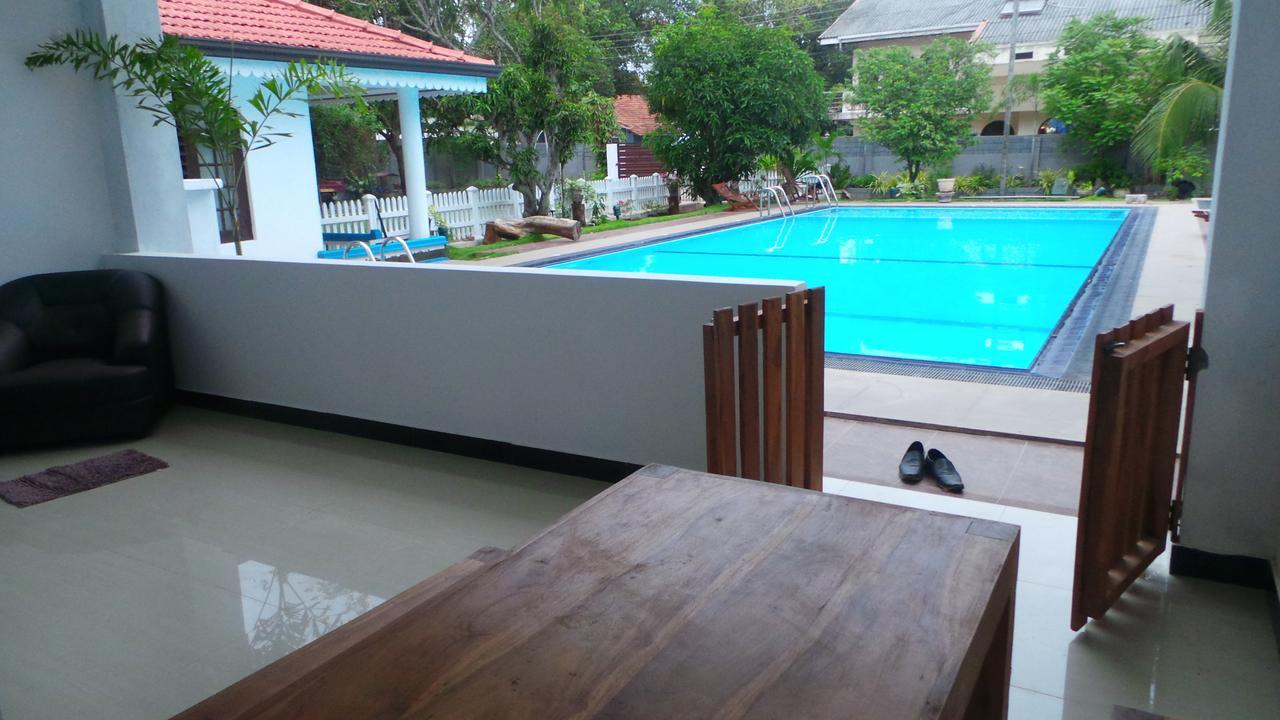 Woodnest Windmill Hotel 2*