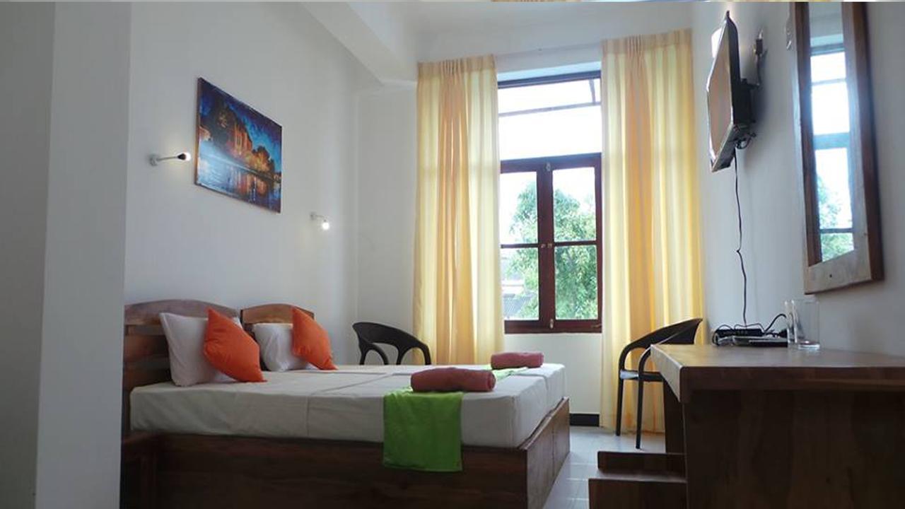 Woodnest Windmill Hotel 2*